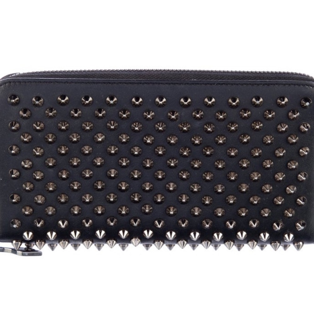 💎 NEW Christian Louboutin Studded Black Wallet
